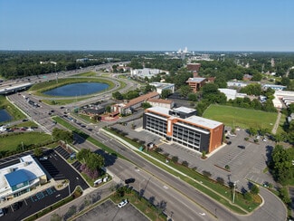 Plus de détails pour 160 Newtown Rd, Virginia Beach, VA - Bureau à louer