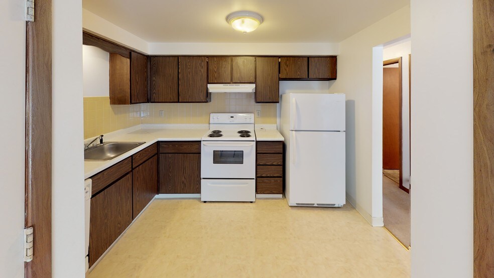 920 E Robinson St, North Tonawanda, NY à vendre - Numérisation 3D Matterport – Image 2 sur 20