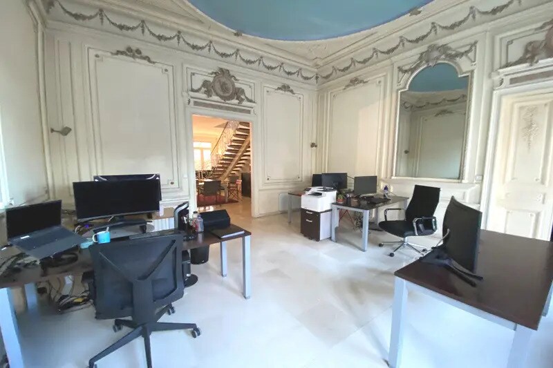 Bureau dans Montpellier à louer - Photo de l’immeuble – Image 2 sur 9