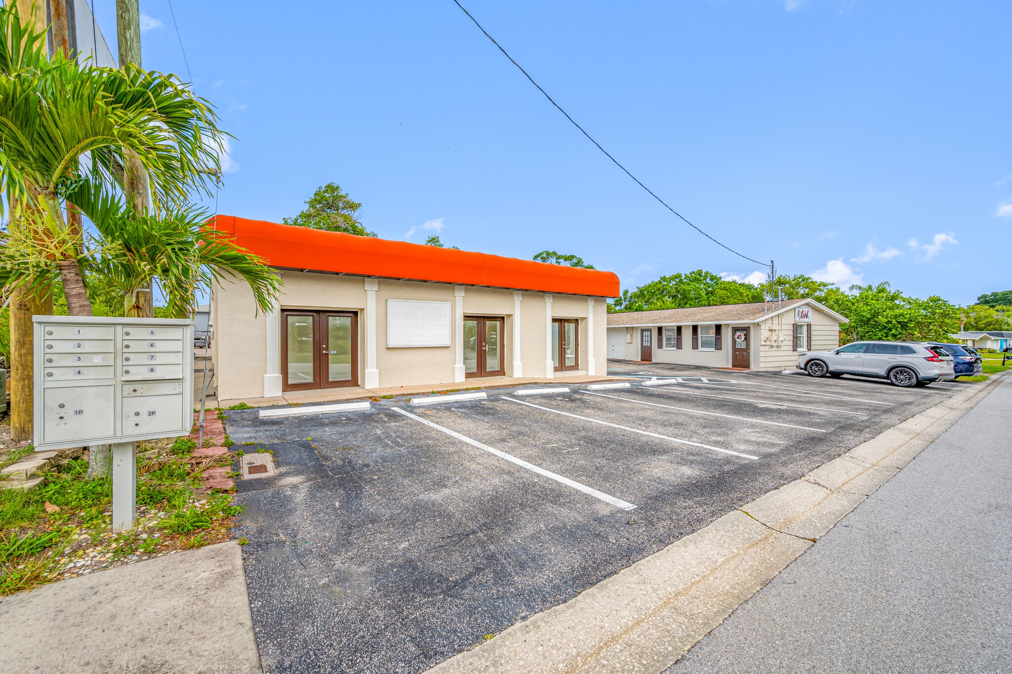 1230 Lady Marion Ln, Dunedin, FL à louer Photo de l’immeuble– Image 1 sur 21