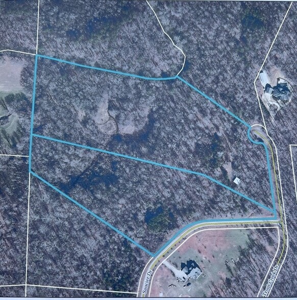 5475 Trout Creek Dr, Douglasville, GA à vendre - Photo principale – Image 1 sur 1