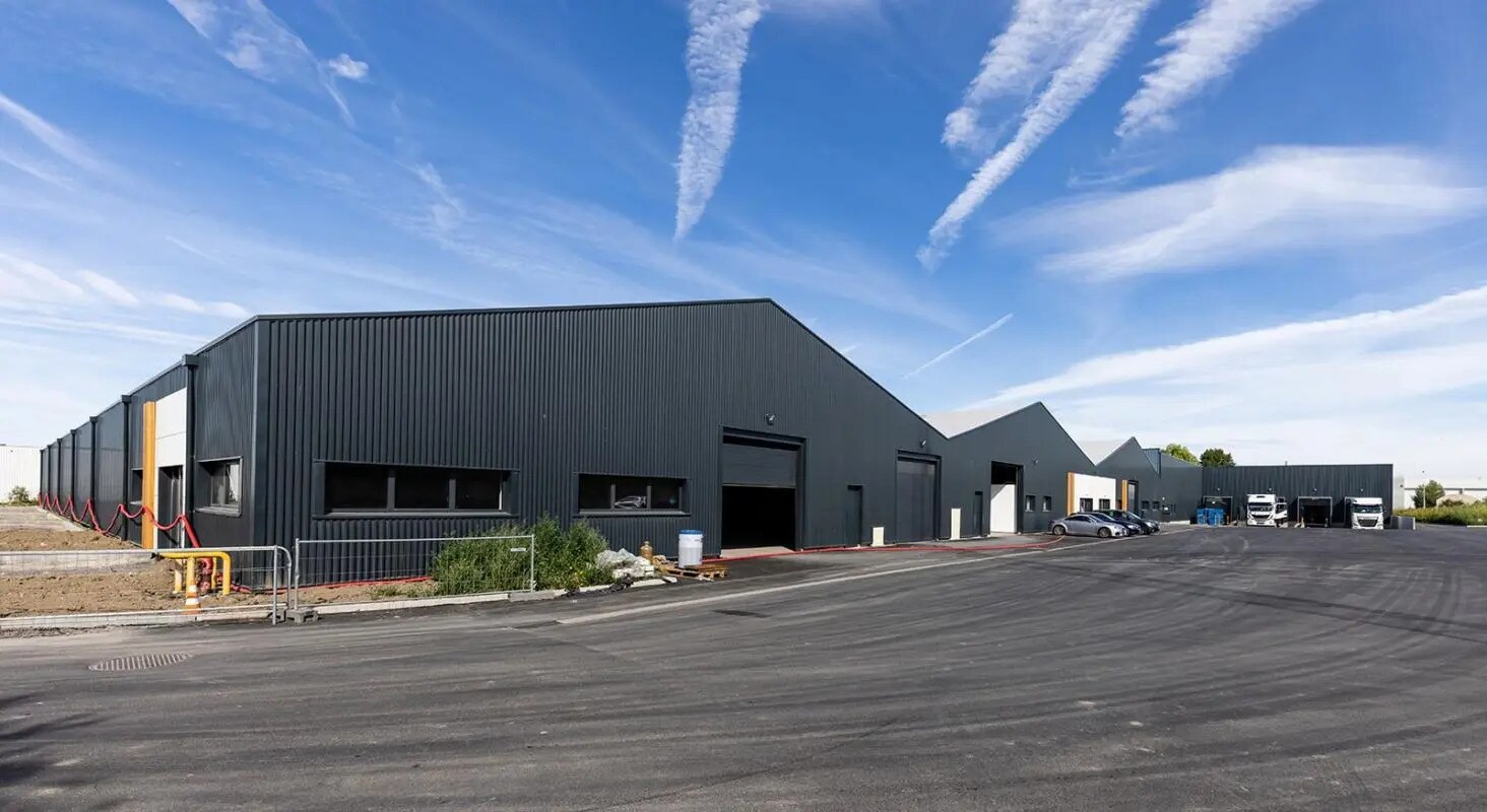 Bureau dans Neuville-en-Ferrain à louer Photo de l’immeuble– Image 1 sur 6