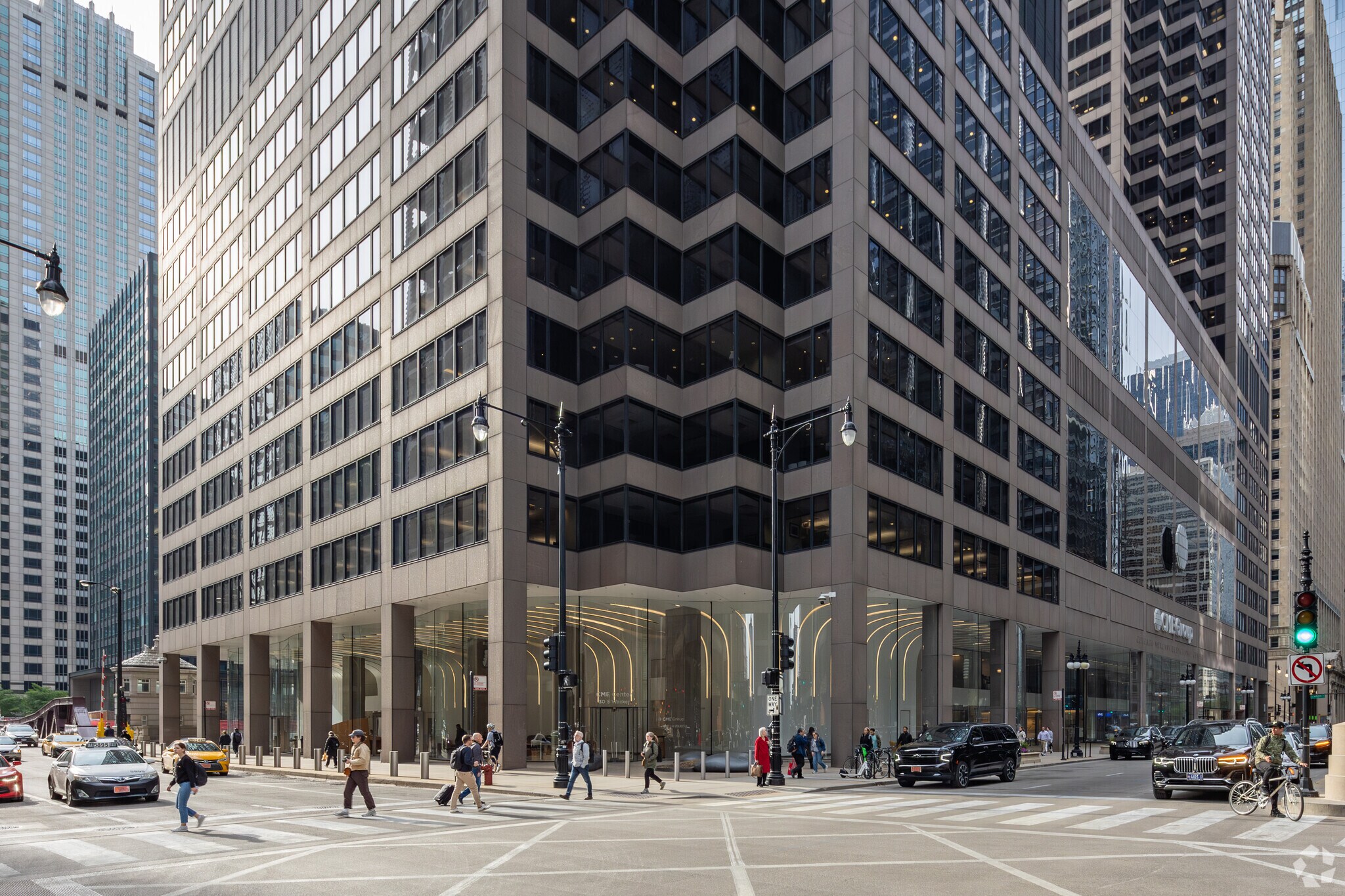 30 S Wacker Dr, Chicago, IL à louer Photo principale– Image 1 sur 19