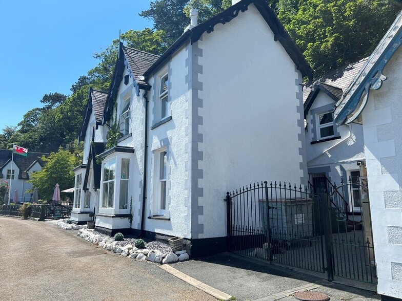 10 Cwlach St, Llandudno à vendre - Photo principale – Image 1 sur 1