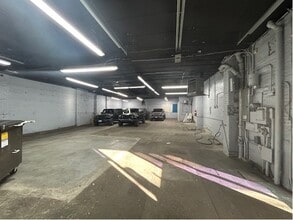 3609-3615 Queens Blvd, Long Island City, NY à louer Photo intérieure– Image 2 sur 7