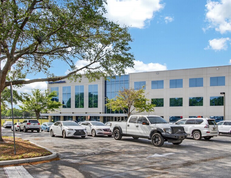 6150 Metrowest Blvd, Orlando, FL à vendre - Photo de l’immeuble – Image 2 sur 12