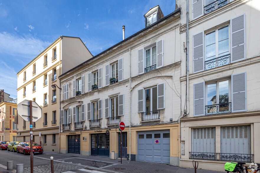 Local commercial dans Versailles à louer - Photo principale – Image 1 sur 2