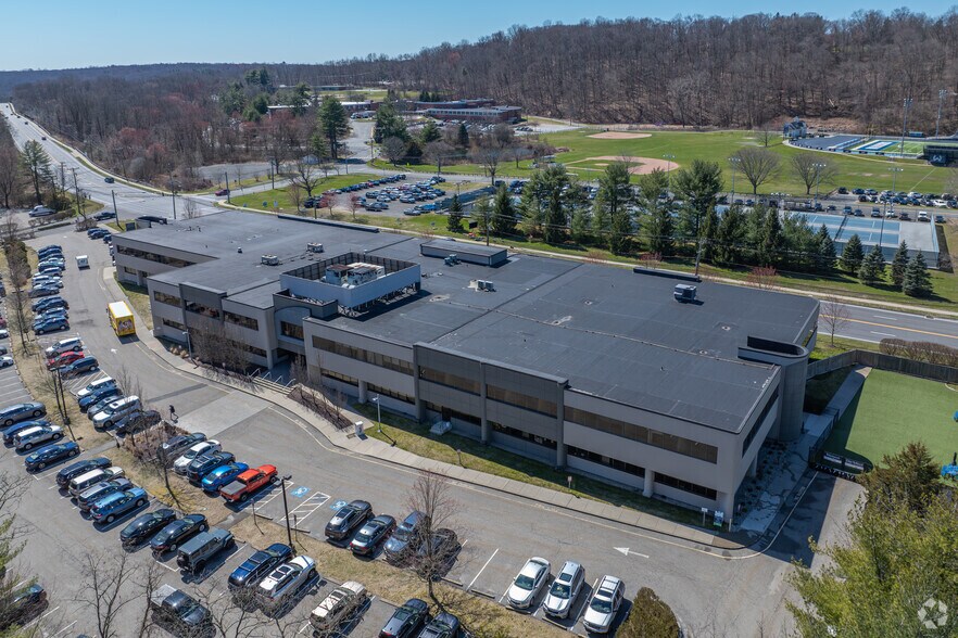 372 Danbury Rd, Wilton, CT à louer - Aérien – Image 3 sur 6