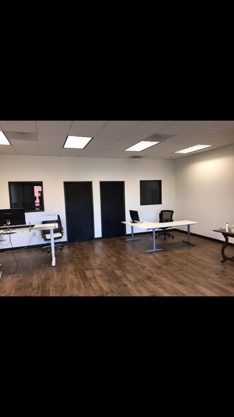 1203 W Imperial Hwy, Brea, CA à louer - Photo intérieure – Image 2 sur 14