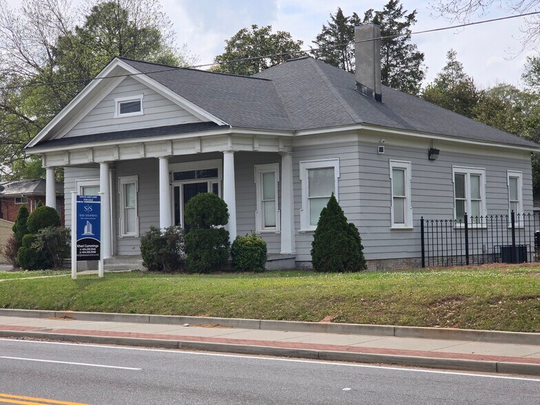 3285 Main St, College Park, GA à vendre - Photo principale – Image 1 sur 16