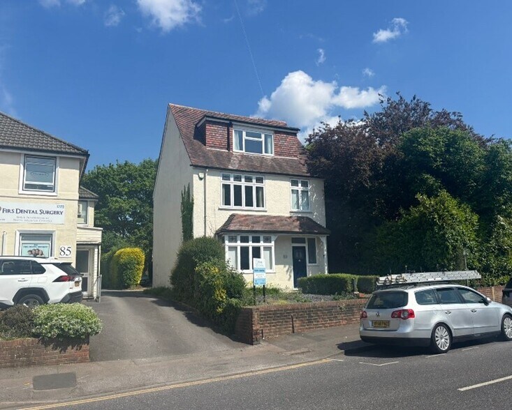 89 High St, Caterham à louer - Photo de l’immeuble – Image 2 sur 3