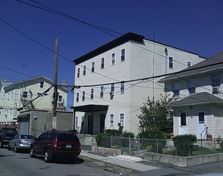 45-47 Charles St, New Rochelle, NY à vendre - Photo de l’immeuble – Image 2 sur 13