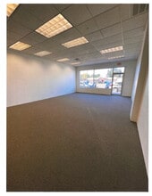 5000 N Crescent Blvd, Pennsauken, NJ à louer Photo intérieure– Image 2 sur 5