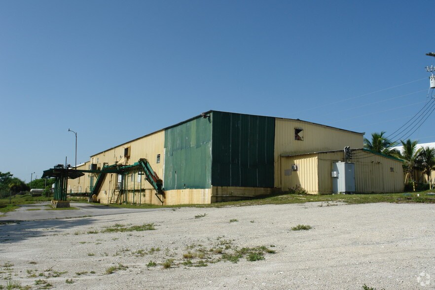 4788 N US Highway 1, Fort Pierce, FL à louer - Photo de l’immeuble – Image 2 sur 7