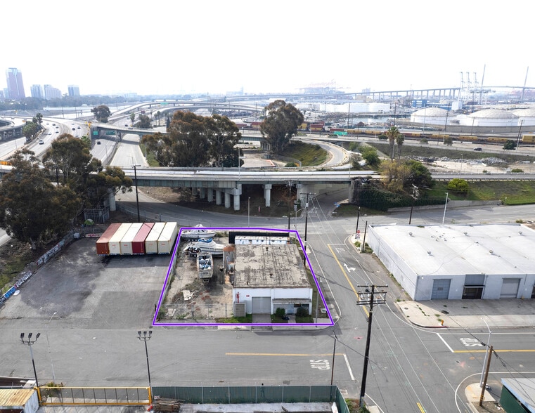 1290 W 11th St, Long Beach, CA à vendre - Photo de l’immeuble – Image 3 sur 9