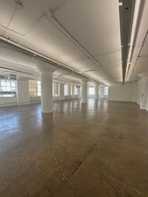 719 S Los Angeles St, Los Angeles, CA à louer Photo intérieure– Image 1 sur 3