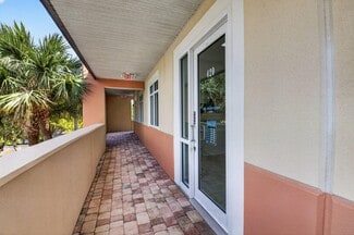 Plus de détails pour 601 N Congress Ave, Delray Beach, FL - Bureau/Médical à louer