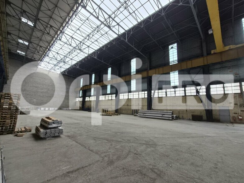 Industriel/Logistique dans Reims à louer - Photo de l’immeuble – Image 3 sur 9