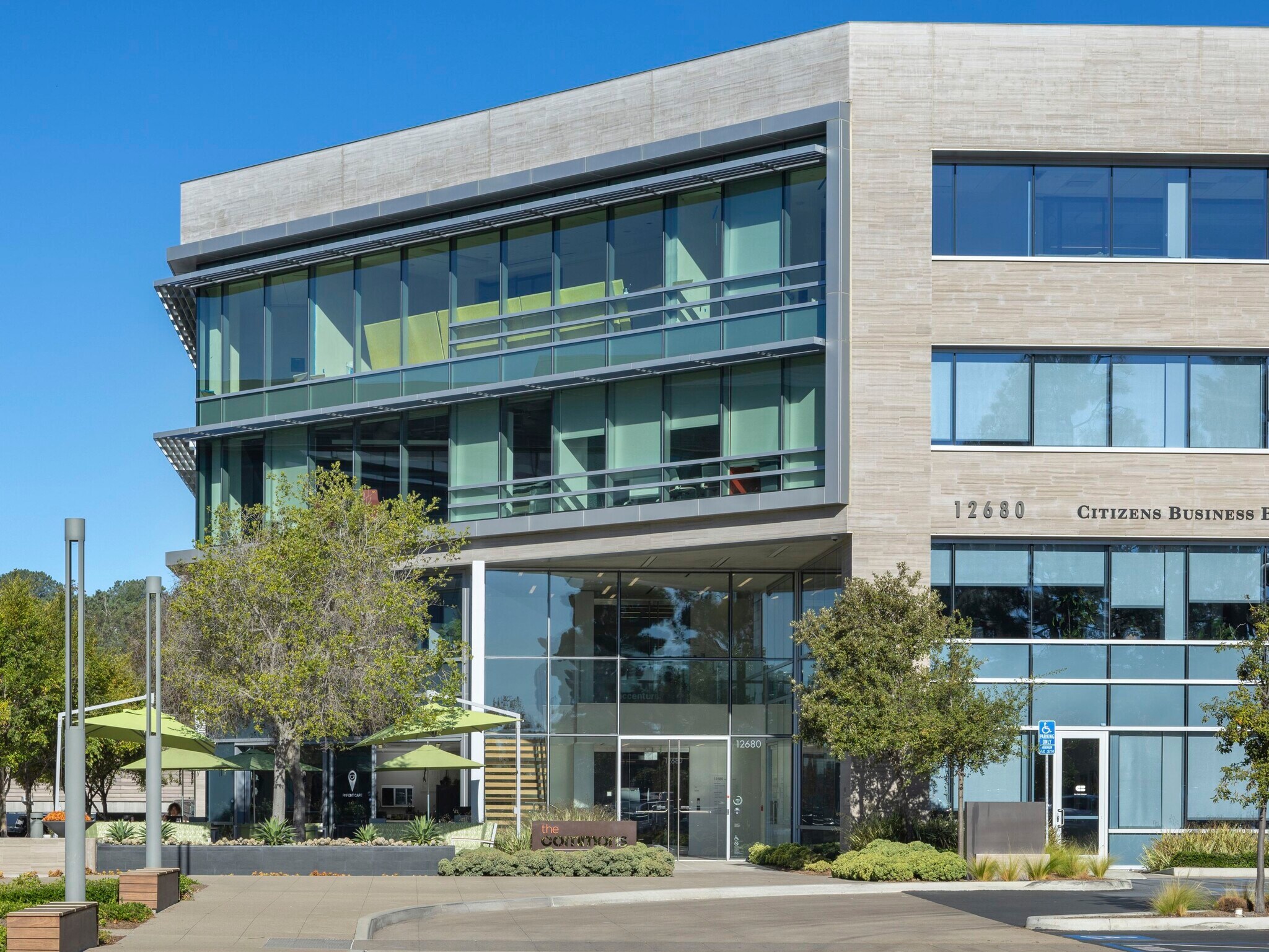 12670 High Bluff Dr, San Diego, CA à louer Photo de l’immeuble– Image 1 sur 4