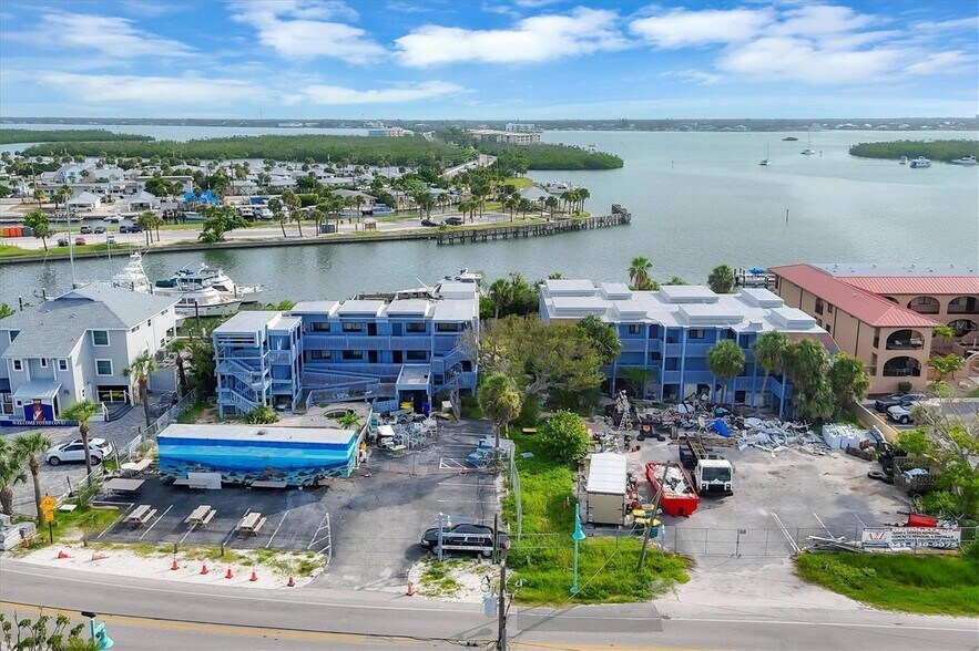 1815 Gulf Blvd, Englewood, FL à vendre - Photo de l’immeuble – Image 2 sur 5
