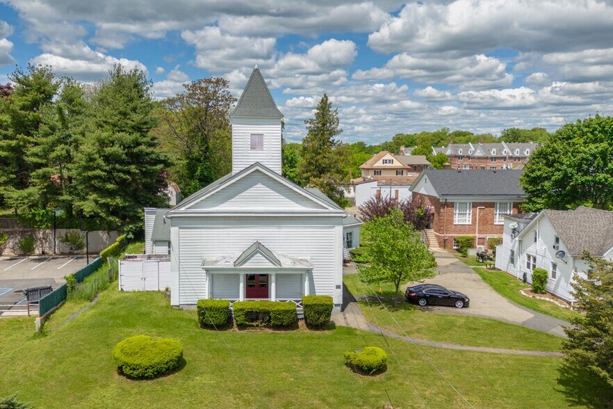 6 W Mount Pleasant Ave, Livingston, NJ à vendre - Photo de l’immeuble – Image 2 sur 22