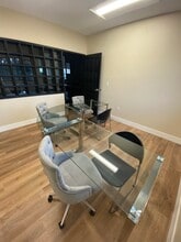 23328 Olive Wood Plaza Dr, Moreno Valley, CA à louer Photo intérieure– Image 2 sur 7