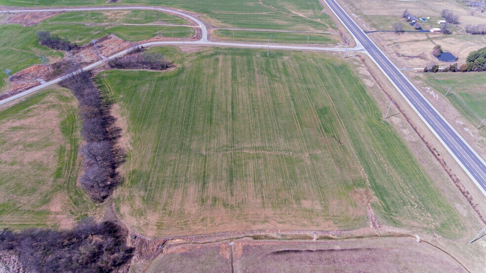 Frank Yost Lane, Hopkinsville, KY à vendre - Photo de l’immeuble – Image 1 sur 3