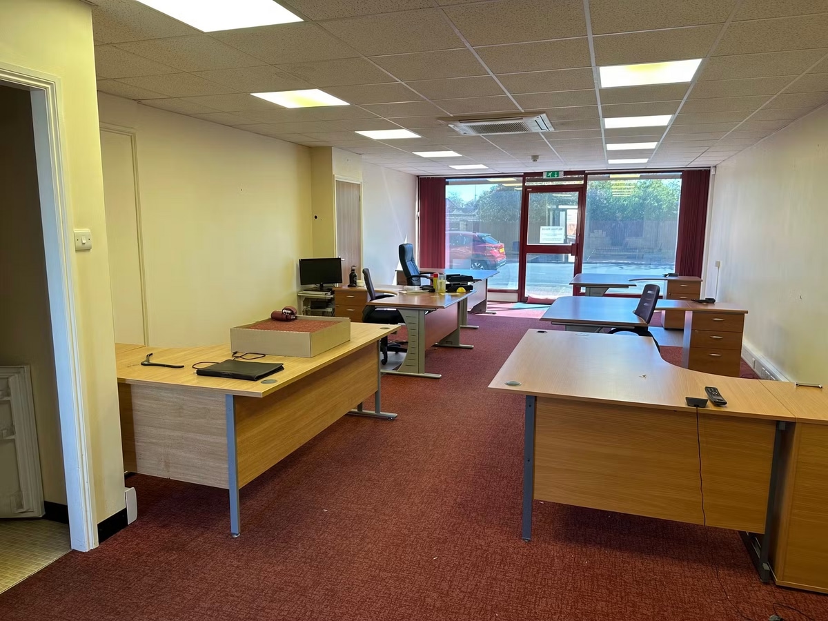 116-124 Nursery Rd, Maidenhead, BKS SL6 0JU - Lot 124 - - Photo intérieure - Image 1 of 1