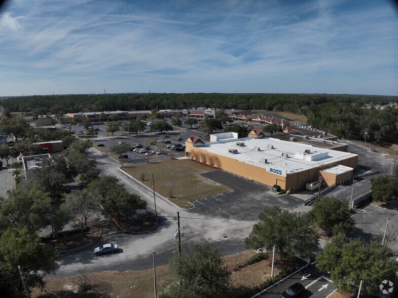 4901 E Silver Springs Blvd, Ocala, FL à louer – Image 3 sur 42