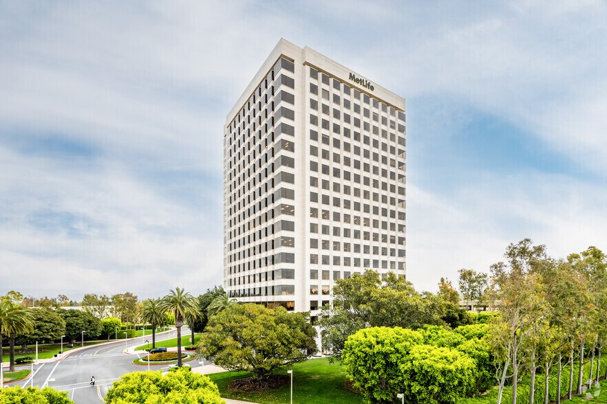 5 Park Plaza, Irvine, CA à louer - Photo principale – Image 1 sur 21