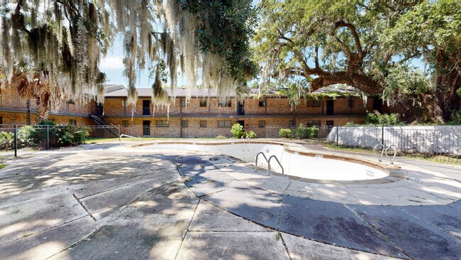 Plus de détails pour 1621 Spring Hill Ave, Mobile, AL - Logement à vendre