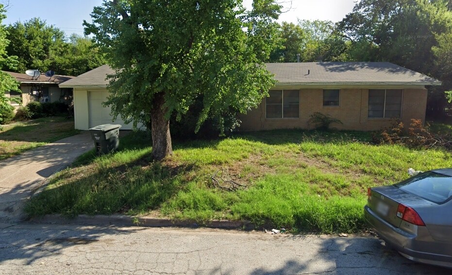2105 Truman St, Bryan, TX à vendre Photo principale– Image 1 sur 2