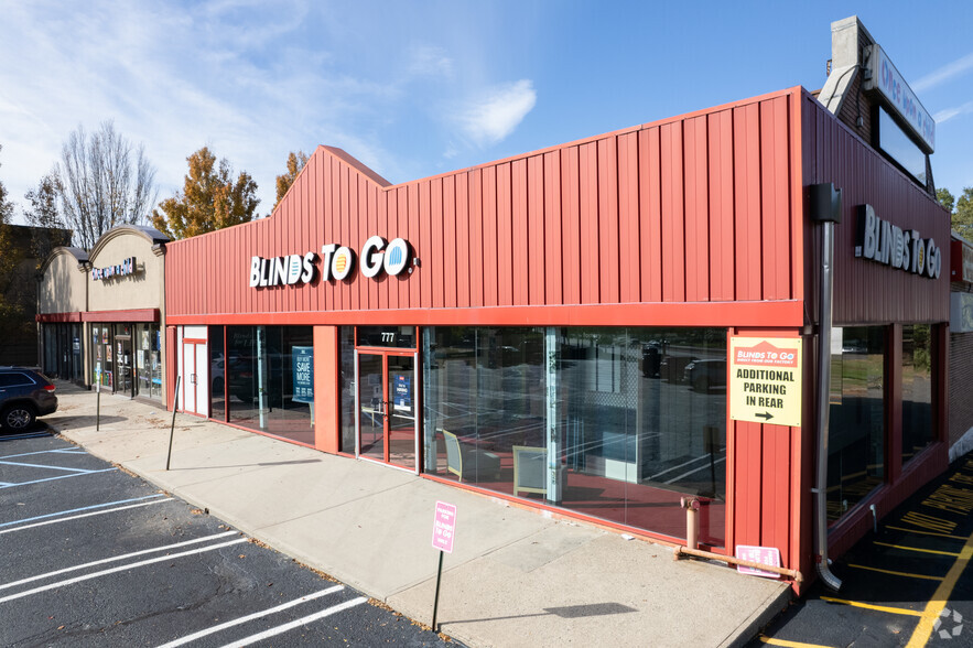 777 Rt 17 S, Paramus, NJ à louer - Photo de l’immeuble – Image 1 sur 5