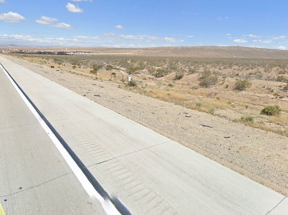 Interstate 15, Barstow, CA à vendre Photo principale– Image 1 sur 2