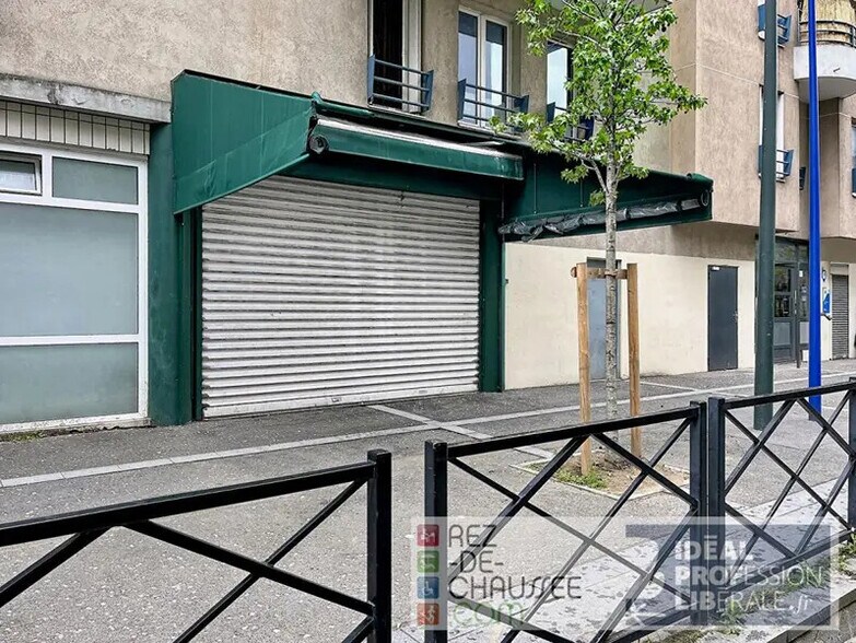 Local commercial dans Clichy à vendre - Photo de l’immeuble – Image 1 sur 4