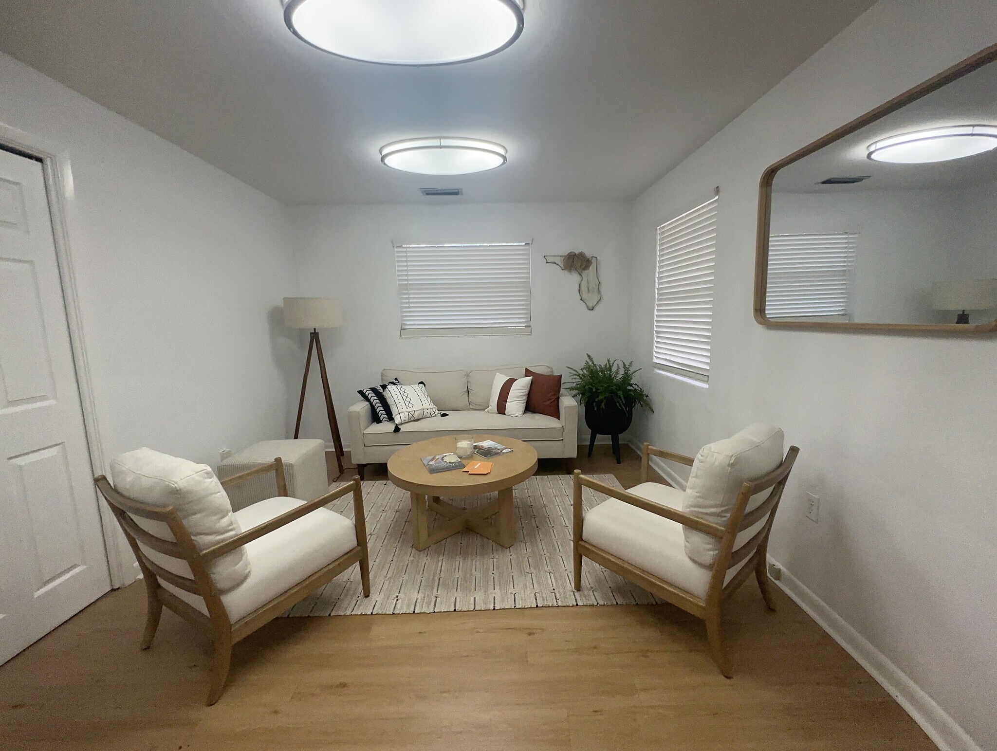 3720 NW 43rd St, Gainesville, FL à louer Photo principale– Image 1 sur 19