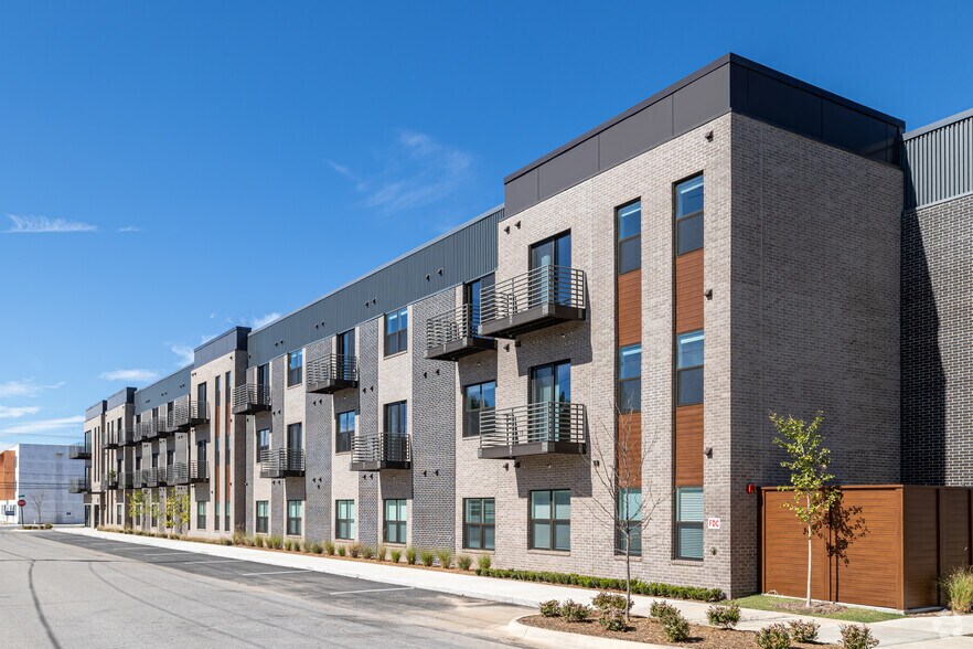 627 Emma ave, Springdale, AR à louer - Photo de l’immeuble – Image 2 sur 27