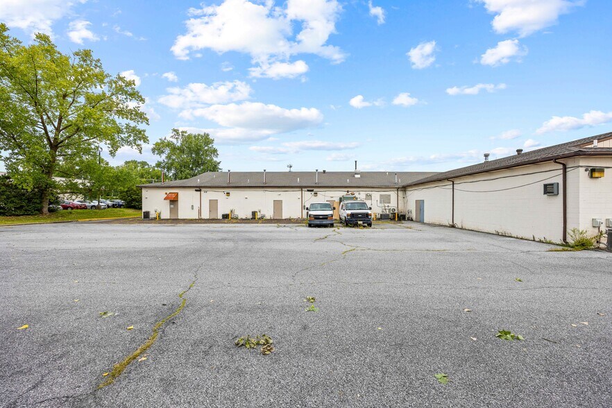 2910 Route 130, Delran, NJ à louer - Photo de l’immeuble – Image 2 sur 9