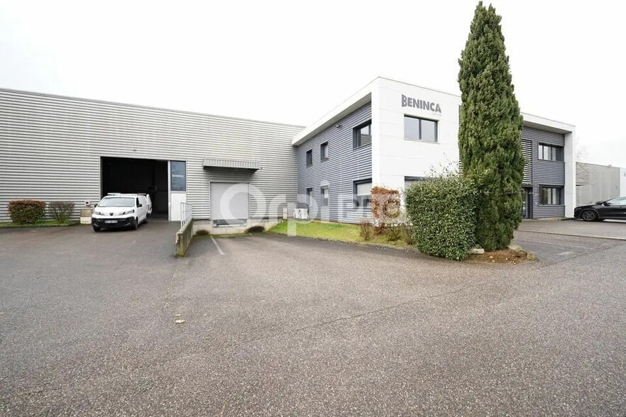 Bureau dans Saint-Priest à louer - Photo de l’immeuble – Image 2 sur 12