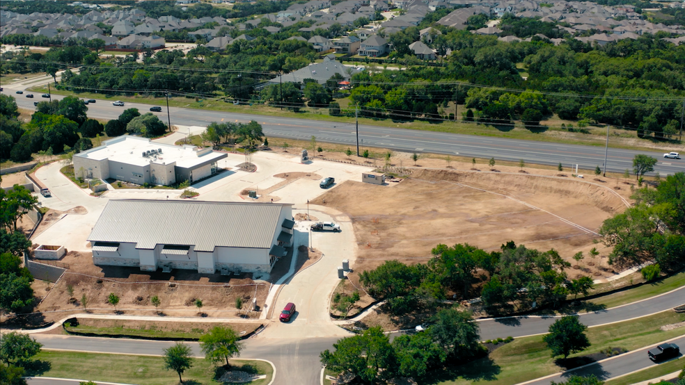 5029 Vail Divide, Bee Cave, TX à louer - Photo de l’immeuble – Image 3 sur 3