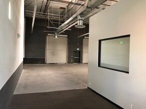 75400 Gerald Ford Dr, Palm Desert, CA à louer Photo de l’immeuble– Image 1 sur 5