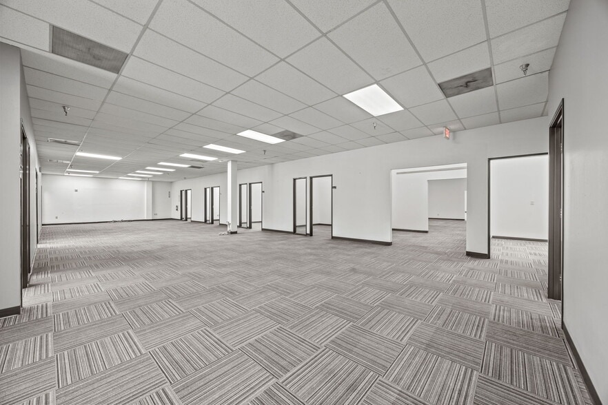 1111 Digital Dr, Richardson, TX à vendre - Photo de l’immeuble – Image 3 sur 13