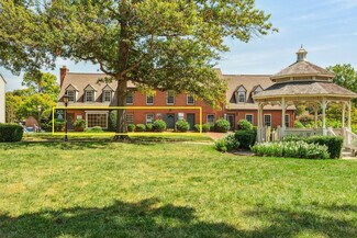 Plus de détails pour 752 Walker Rd, Great Falls, VA - Local commercial à louer