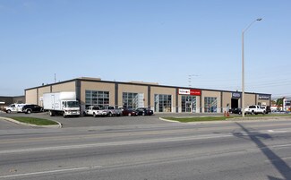 Plus de détails pour 700 Burnhamthorpe Rd W, Mississauga, ON - Industriel/Logistique à louer