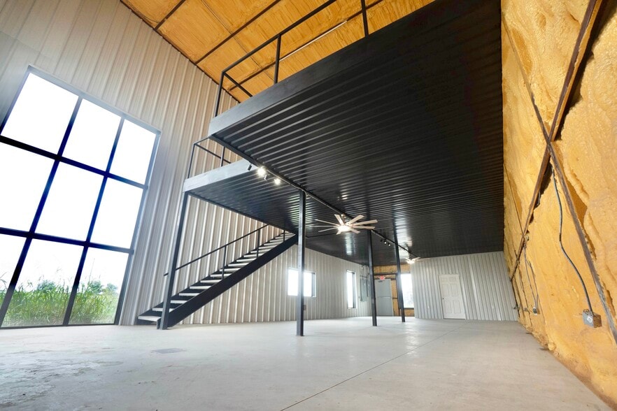 181 Ninety Four Ln, Taylor, TX à vendre - Photo intérieure – Image 3 sur 6