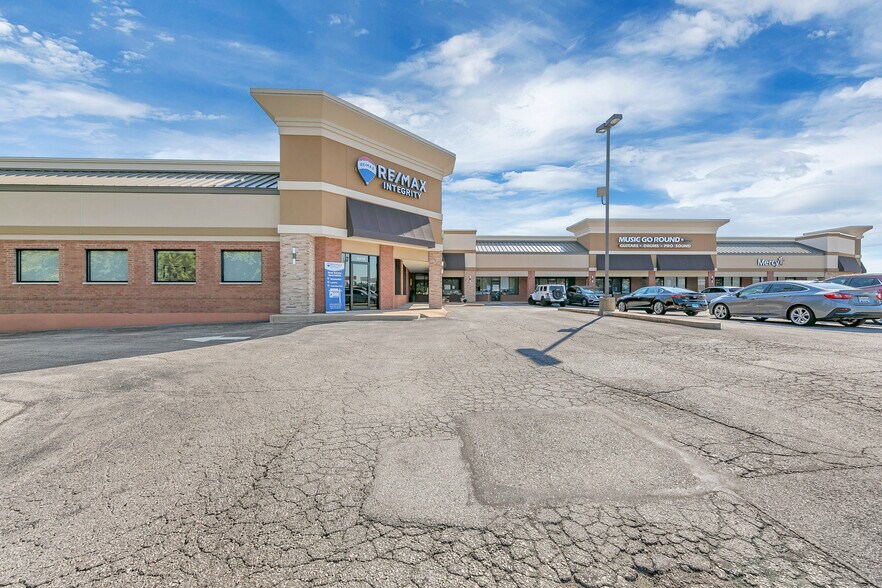 4450-4460 S Lindbergh Blvd, Saint Louis, MO à louer - Photo de l’immeuble – Image 2 sur 4