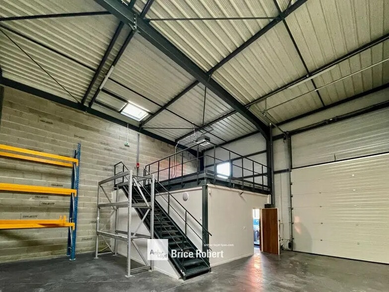 Bureau dans Brignais à louer - Photo intérieure – Image 3 sur 6