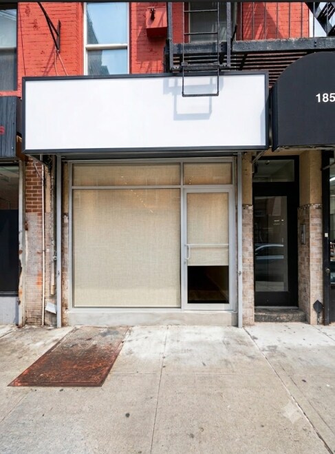 185 Hester St, New York, NY à louer Photo de l’immeuble– Image 1 sur 5