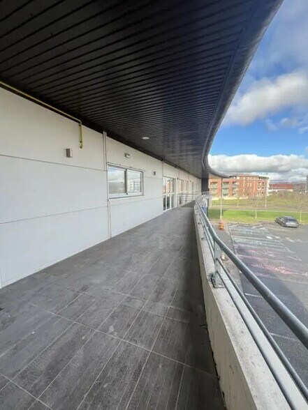 Bureau dans Colomiers à louer - Photo de l’immeuble – Image 2 sur 5