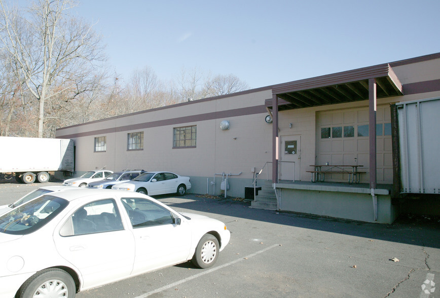 110-112 Prestige Park Rd, East Hartford, CT à louer - Photo de l’immeuble – Image 3 sur 4